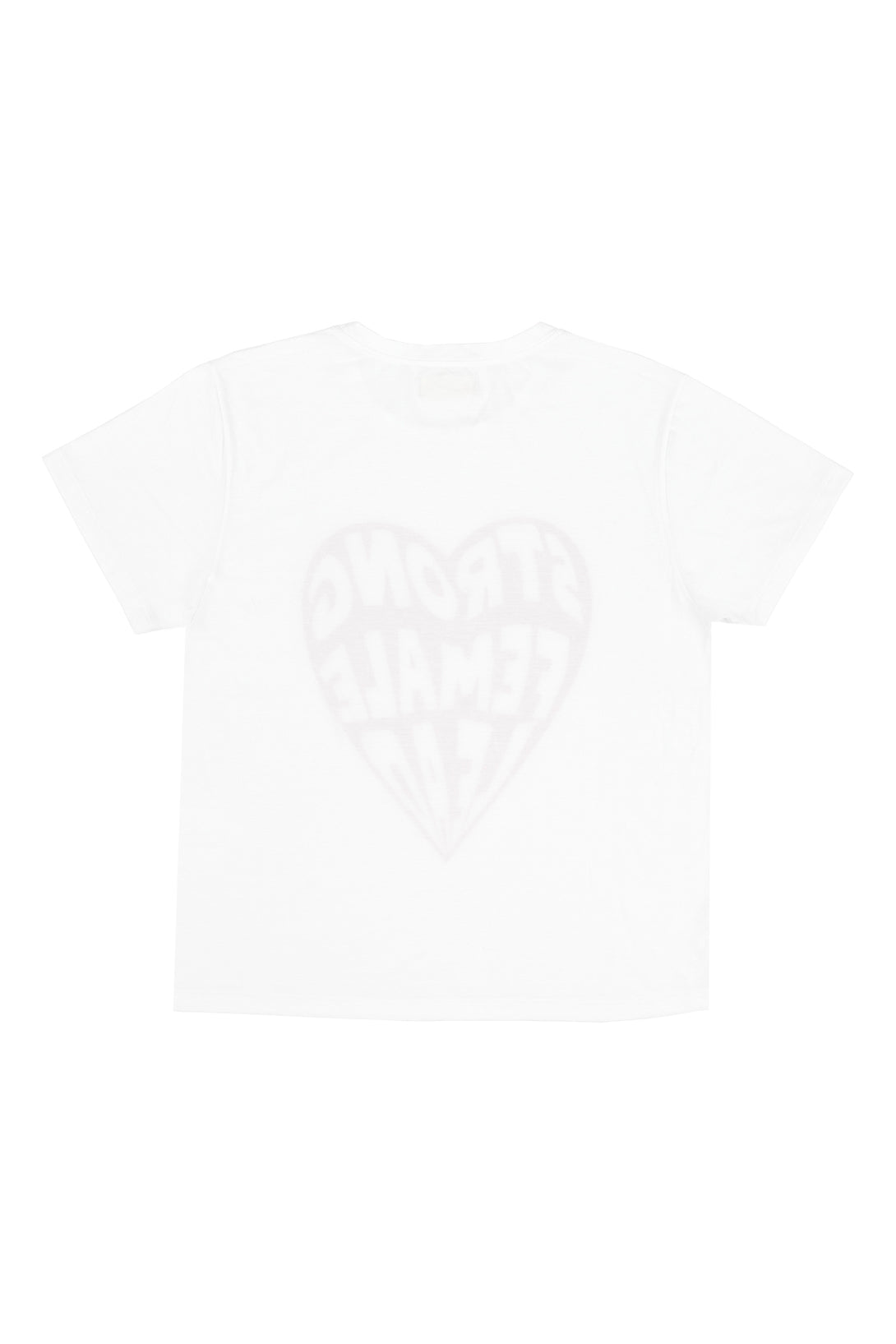 Camiseta blanca con estampado de corazón para mujer