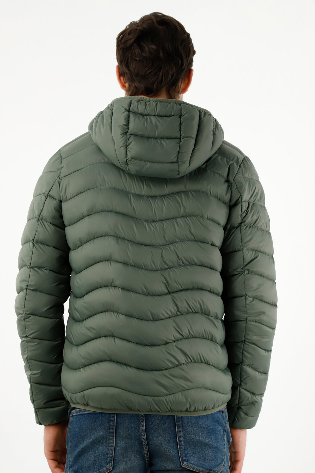 Chaqueta verde con capucha para hombre