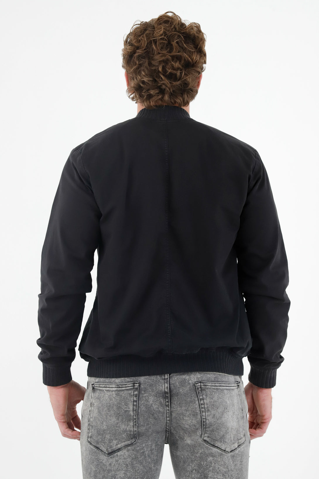 Chaqueta tipo bomber para hombre