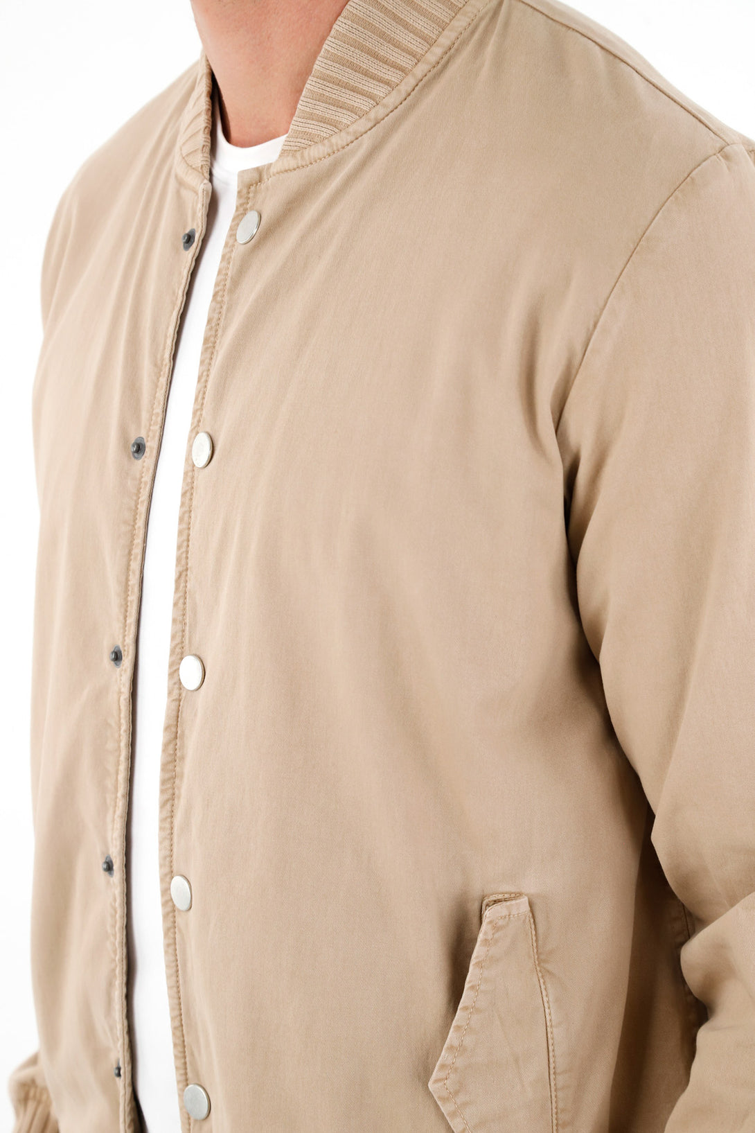 Chaqueta bomber café para hombre