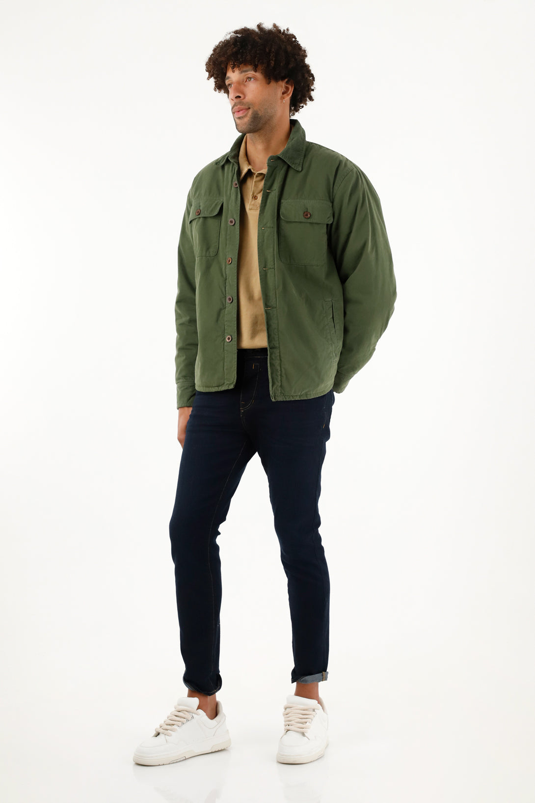 Chaqueta con bolsillos de parche verde para hombre