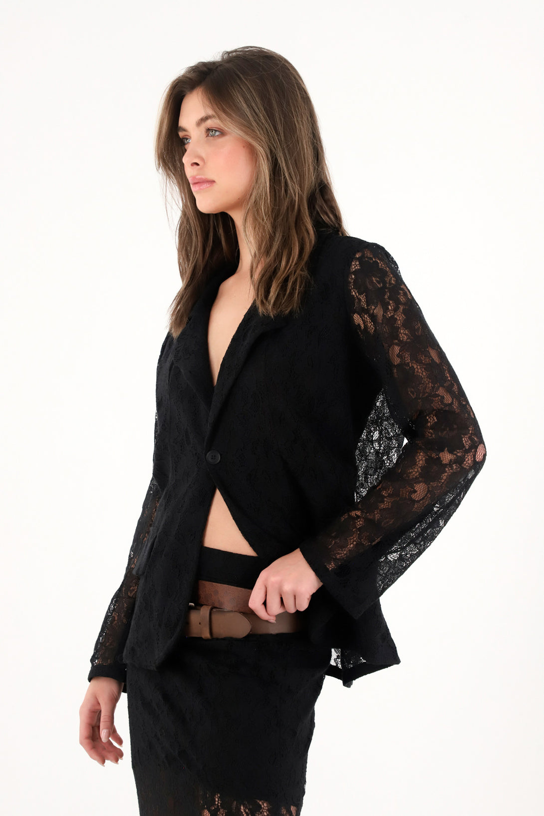 Blazer negro en encaje para mujer