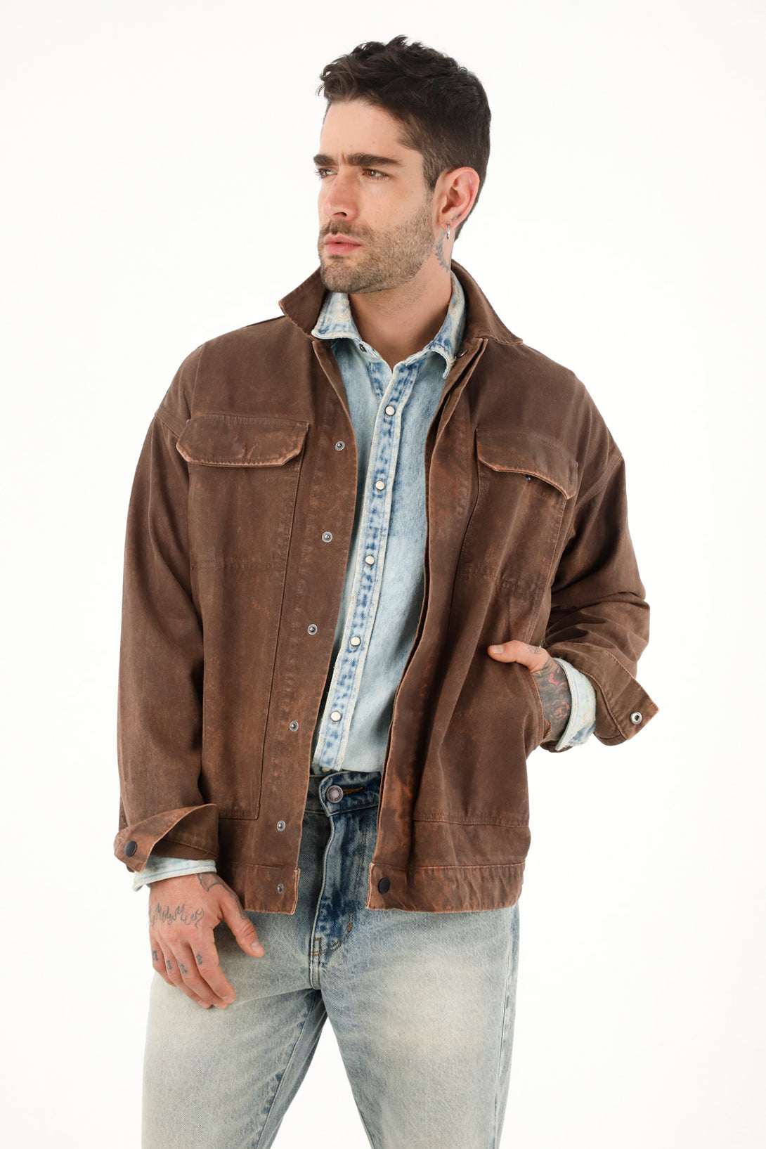 Men's gray jacket with flap pockets