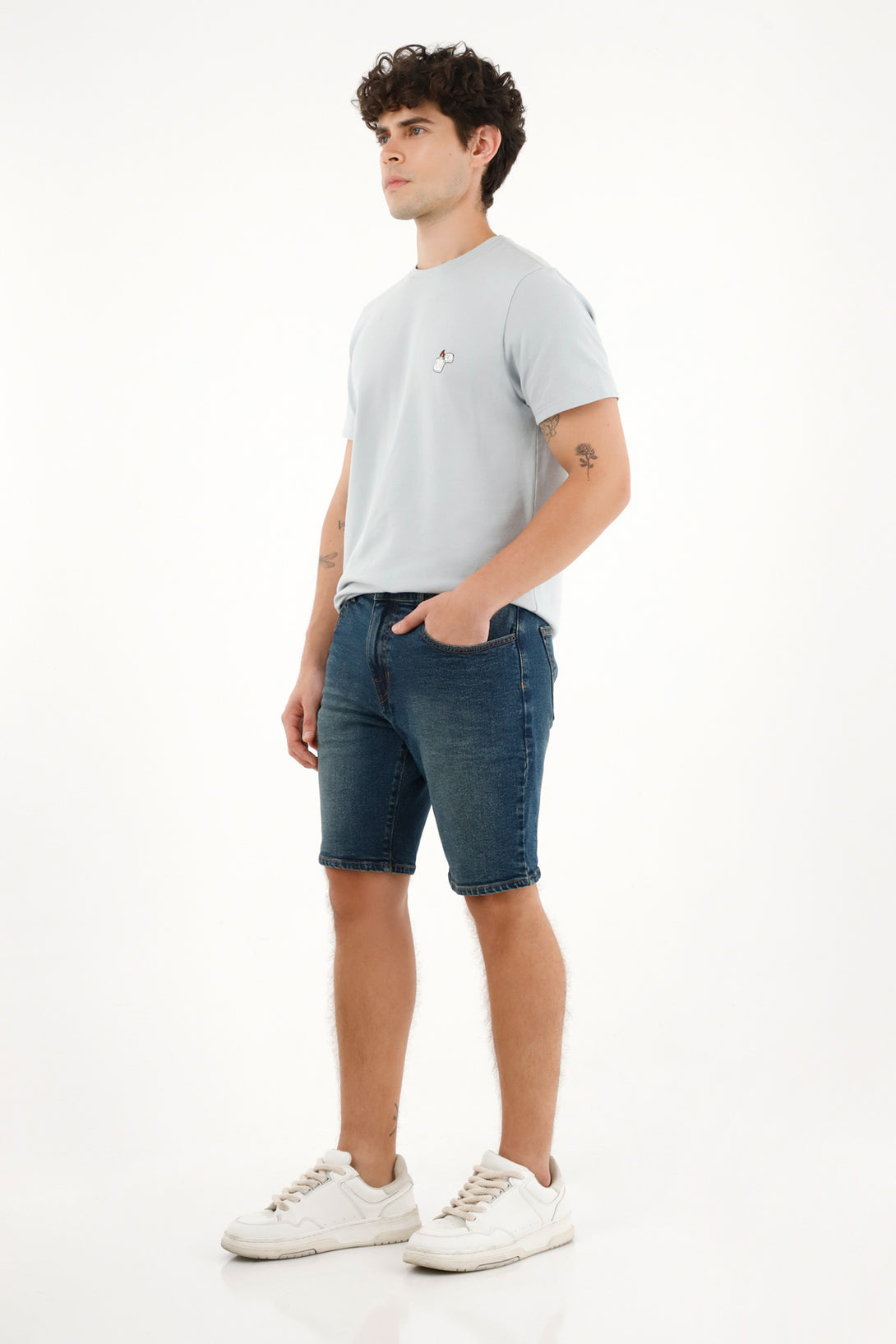 Men's Medium Rise Blue Bermuda Shorts