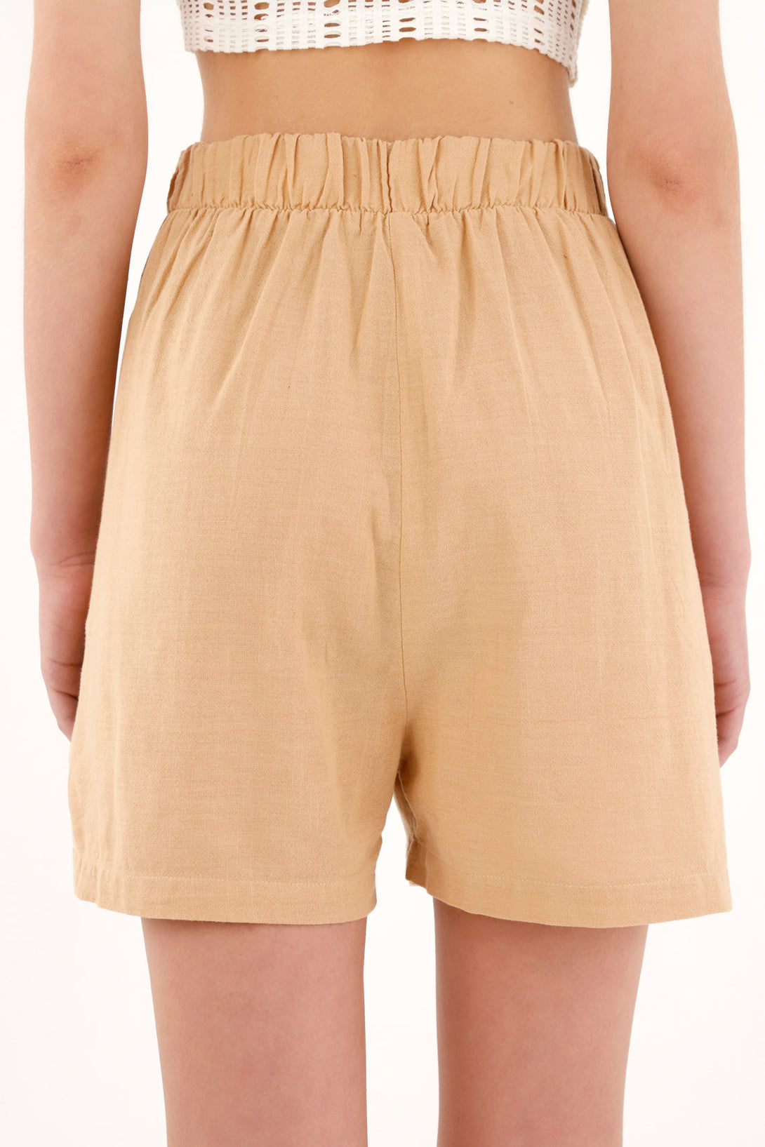 Women's brown bermuda shorts with embroidered palms.