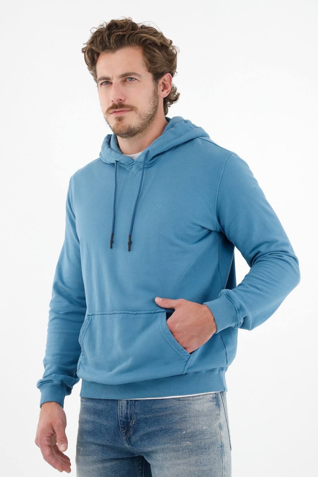 Buzo azul tipo hoodie para hombre