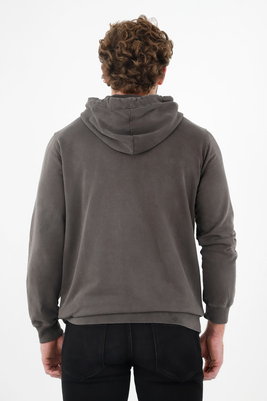 Buzo café tipo hoodie para hombre