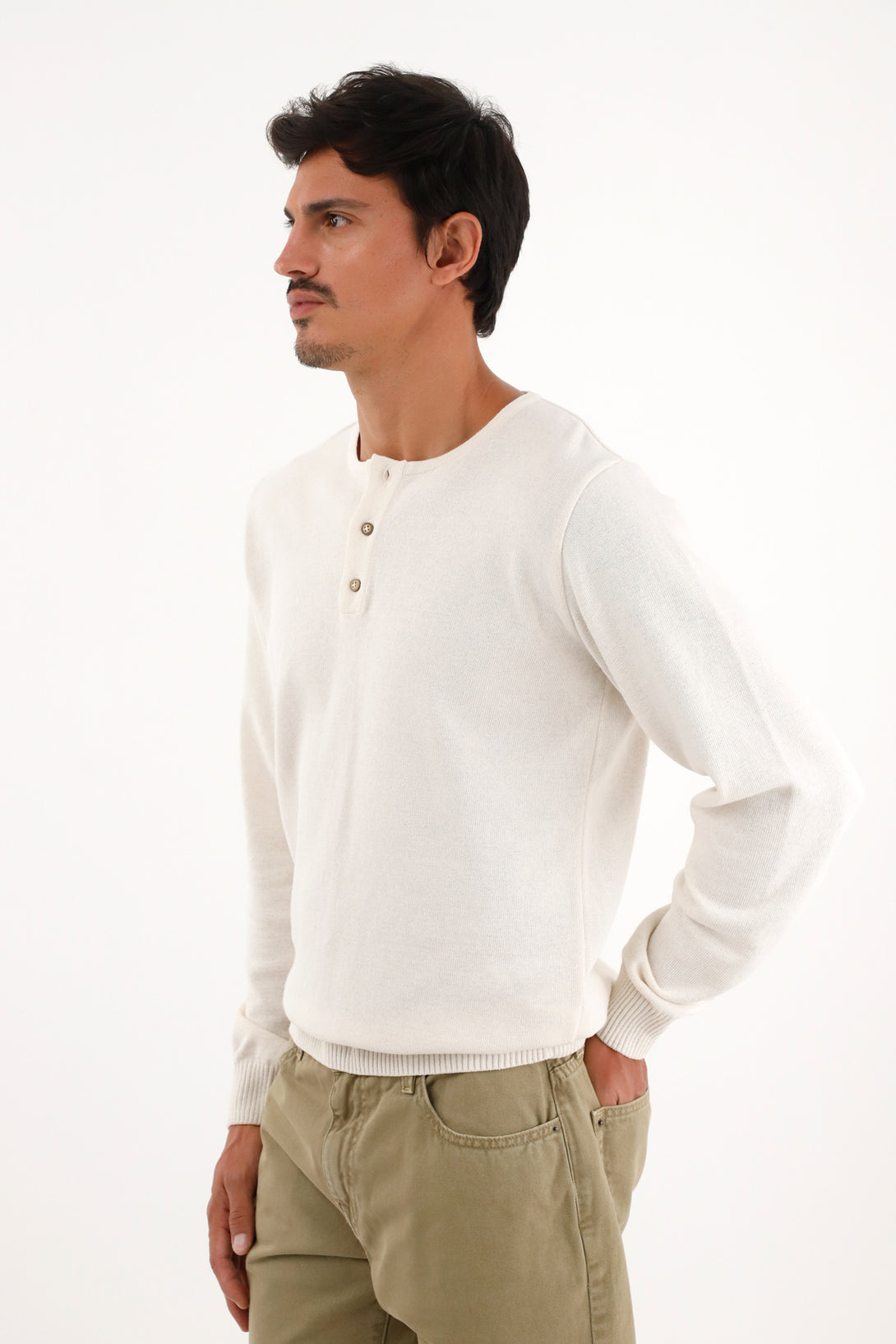 Men's lightweight raw sweater