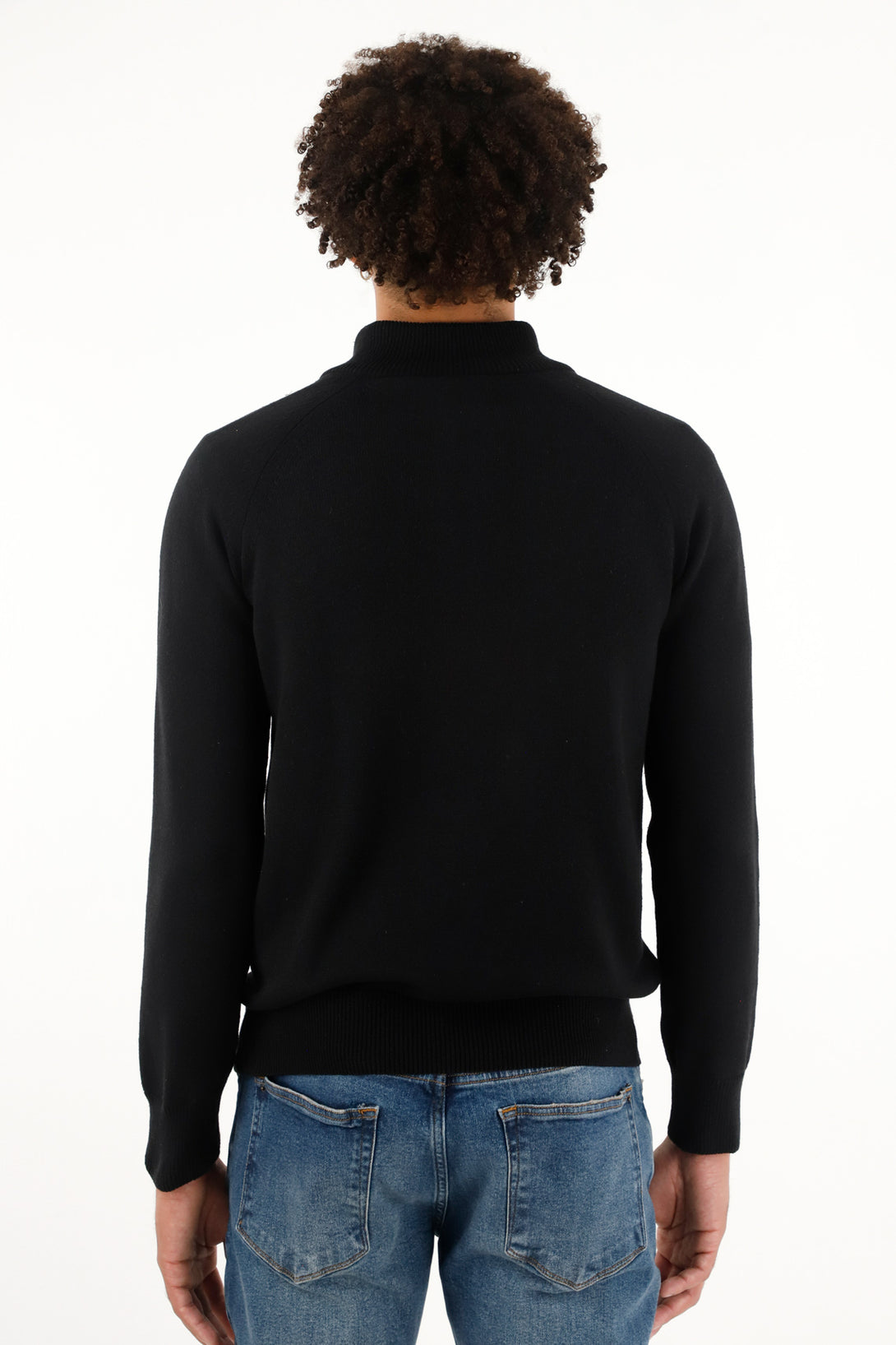 Men's black high-collar sweatshirt