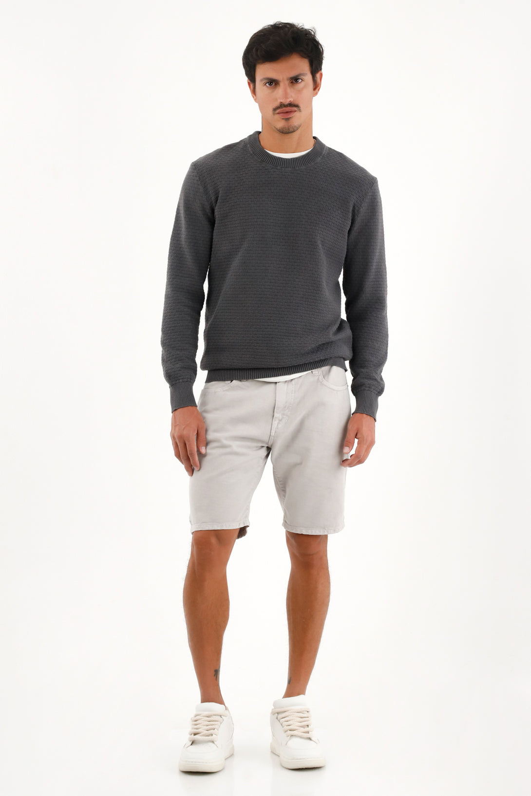 Men's gray closed design knit sweatshirt