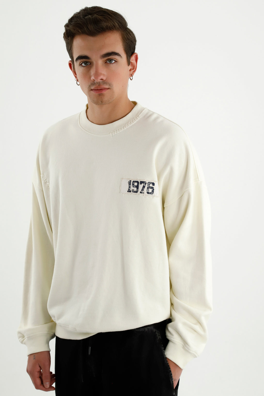 Men's Off-White Crew Neck Sweater