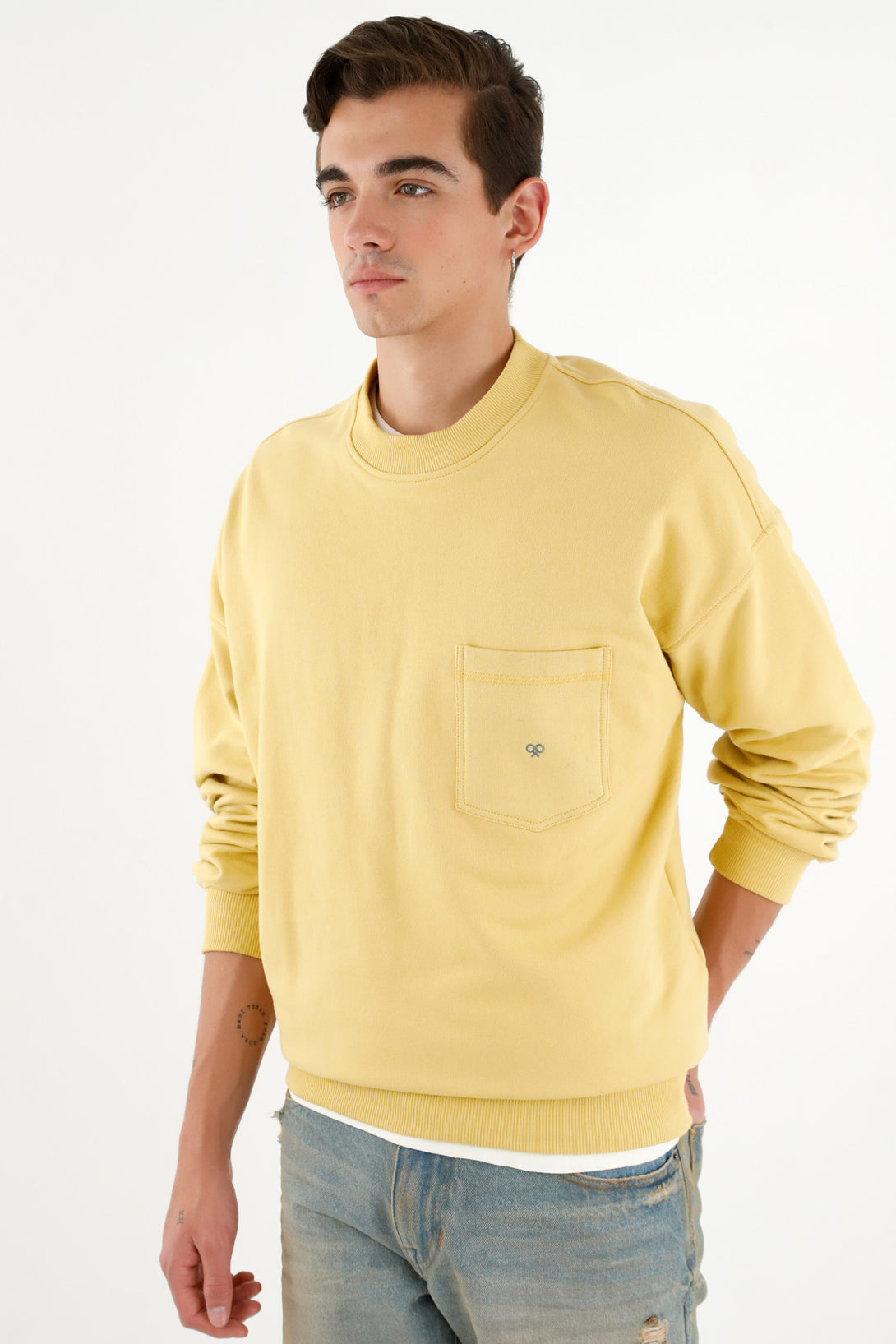 Buzo oversize amarillo para hombre