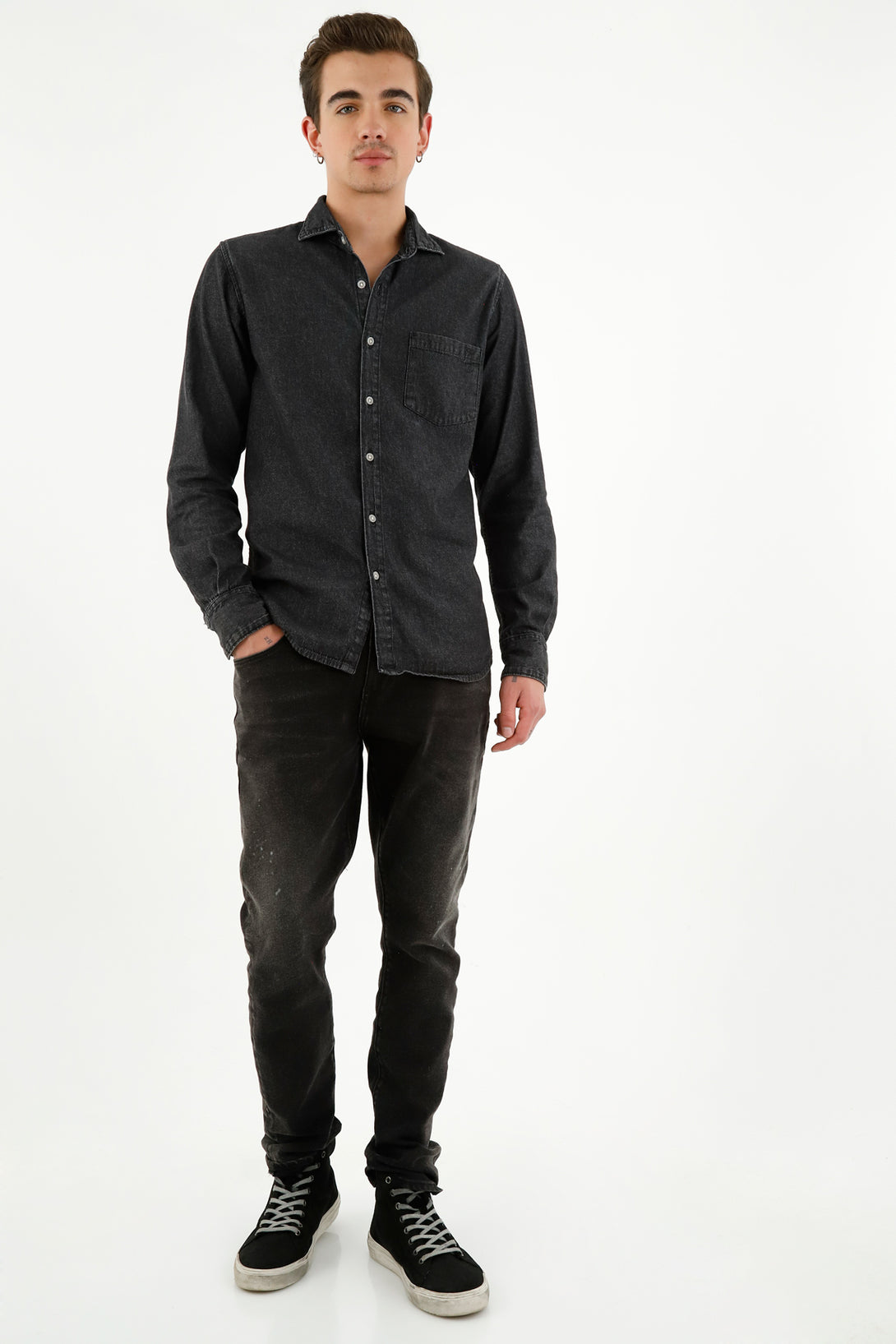 Camisa en chambray negra para hombre