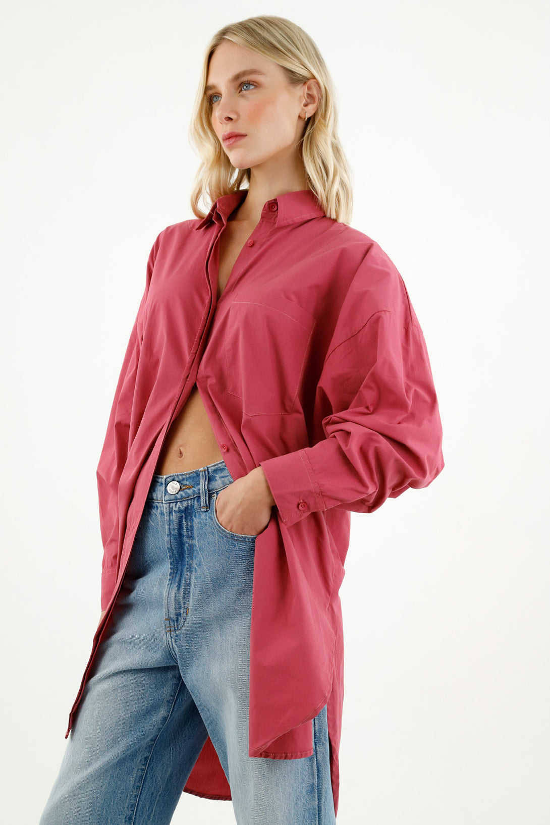 Camisa oversize rosada para mujer