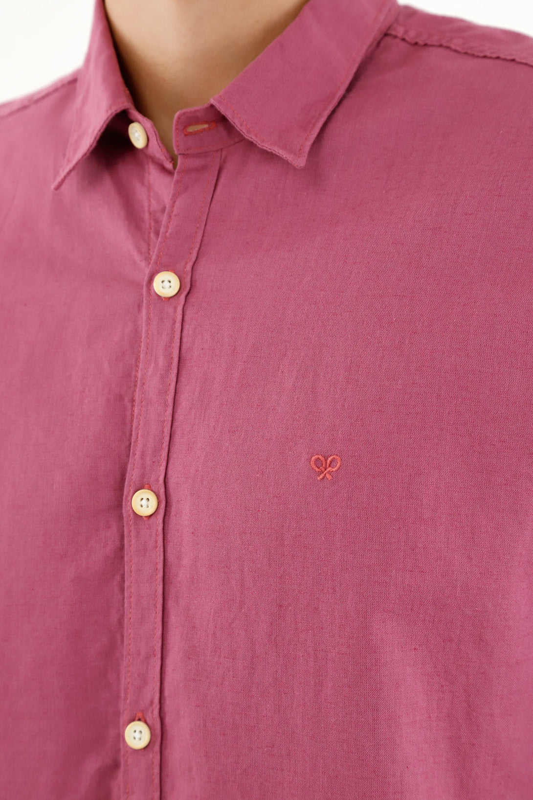 Camisa morada en lino para hombre