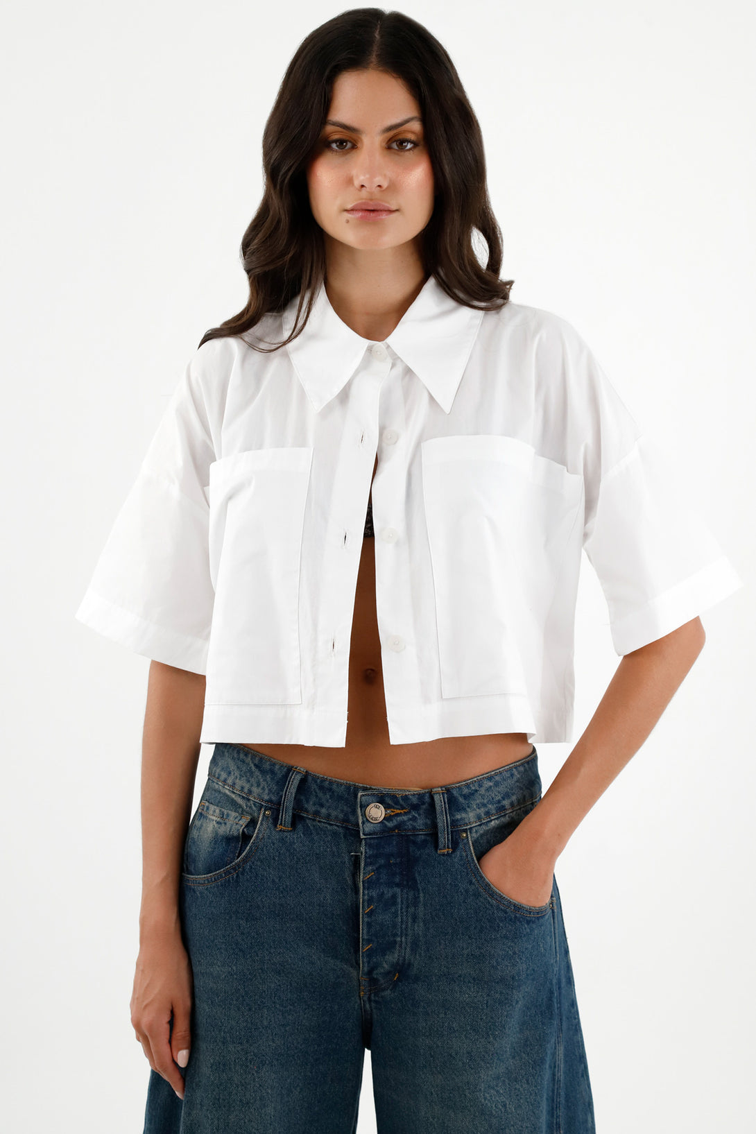 Camisa blanca manga corta para mujer