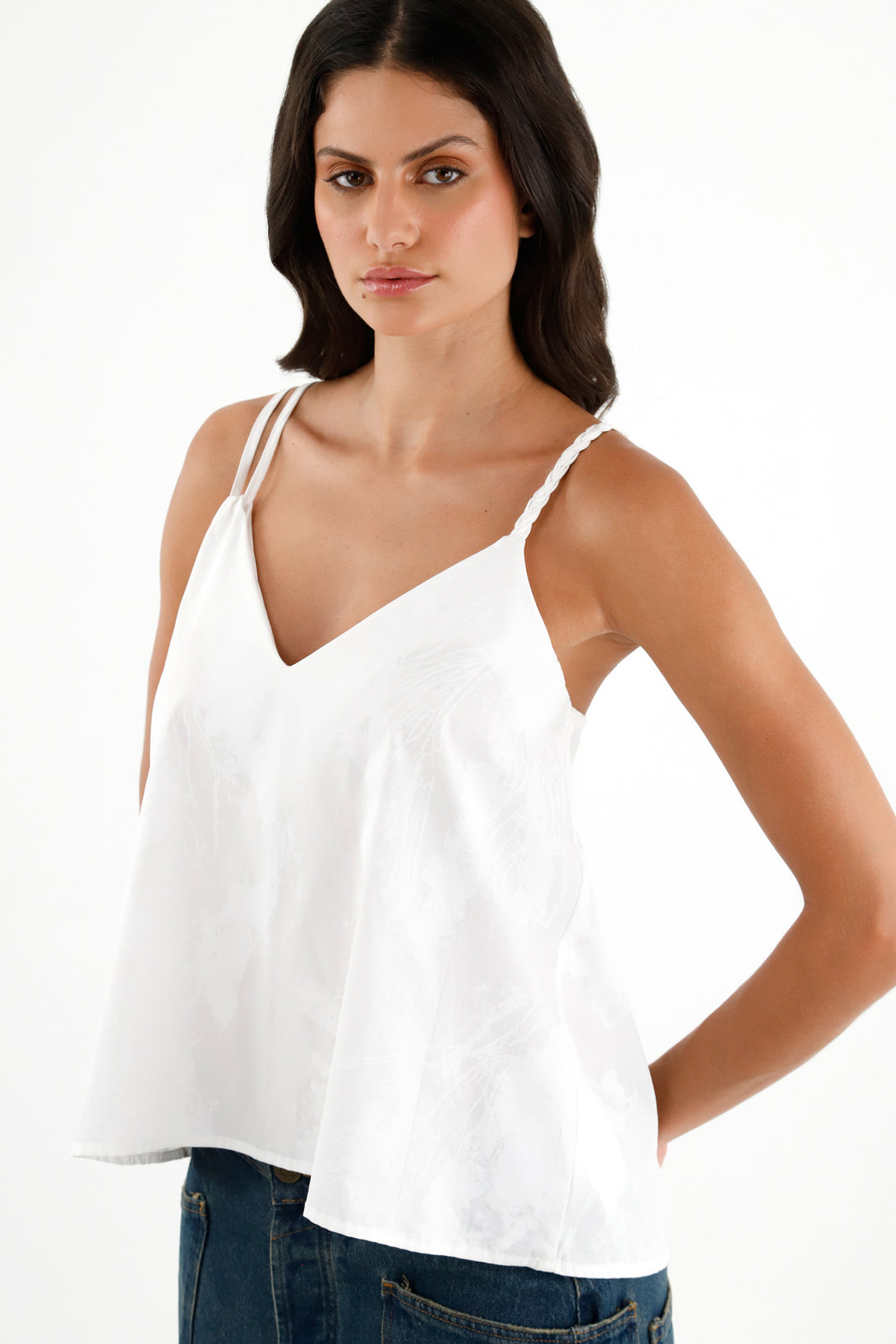 Camisa blanca de cuello en V para mujer