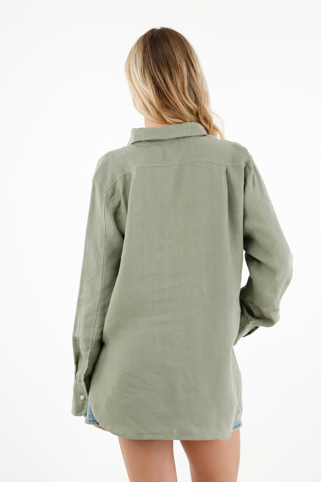 Camisa en lino verde para mujer