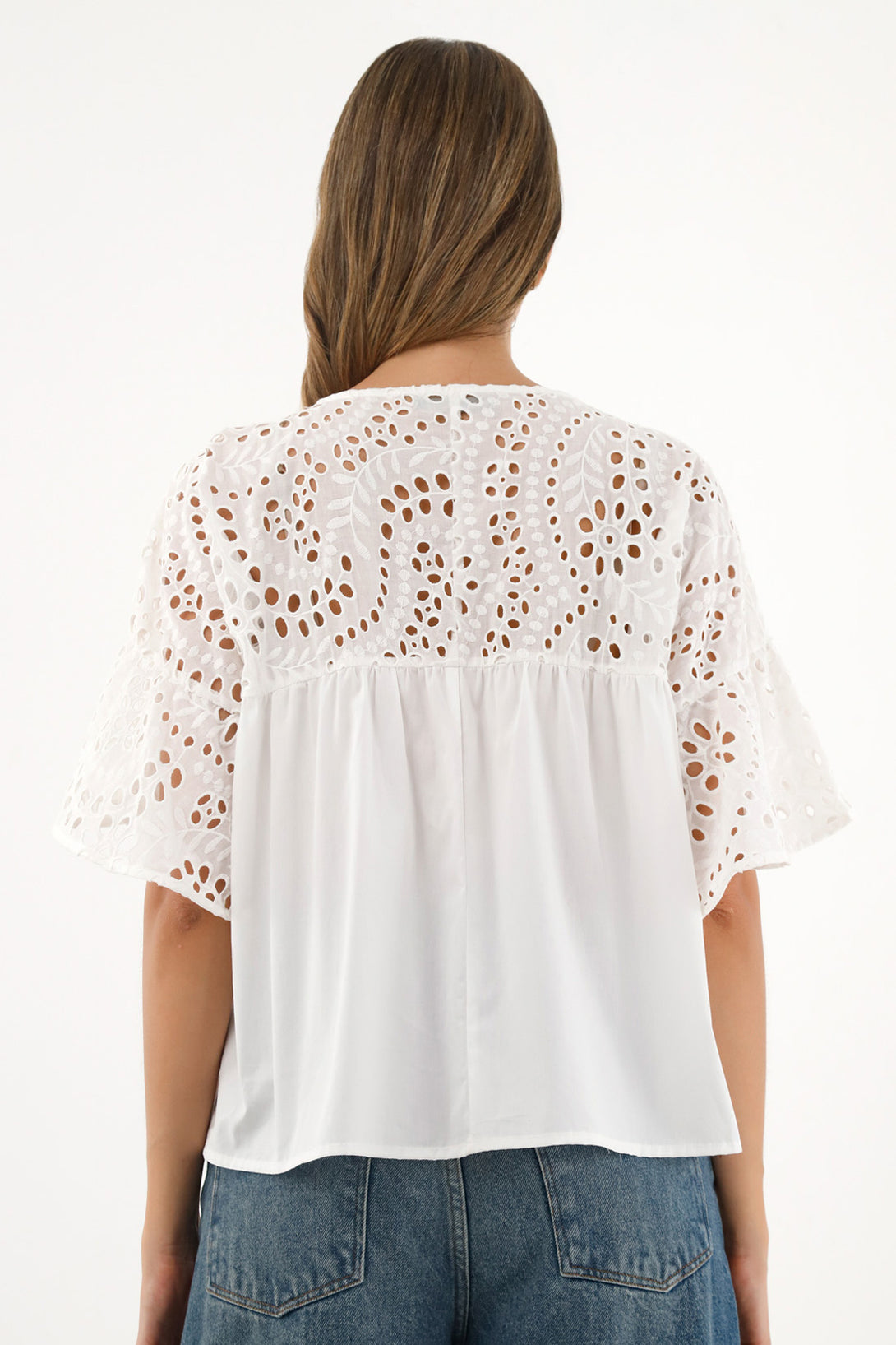 Camisa blanca manga corta para mujer