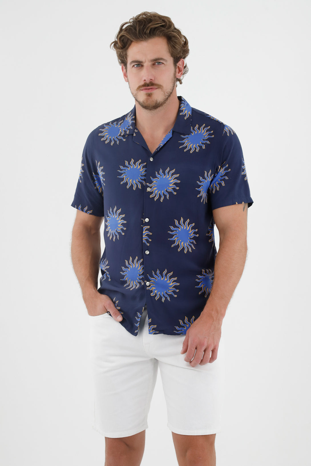 Camisa azul manga corta para hombre