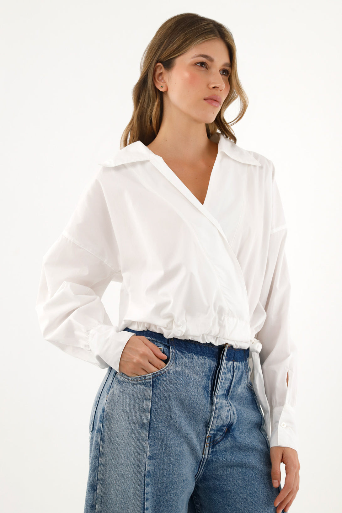 Camisa blanca manga larga para mujer