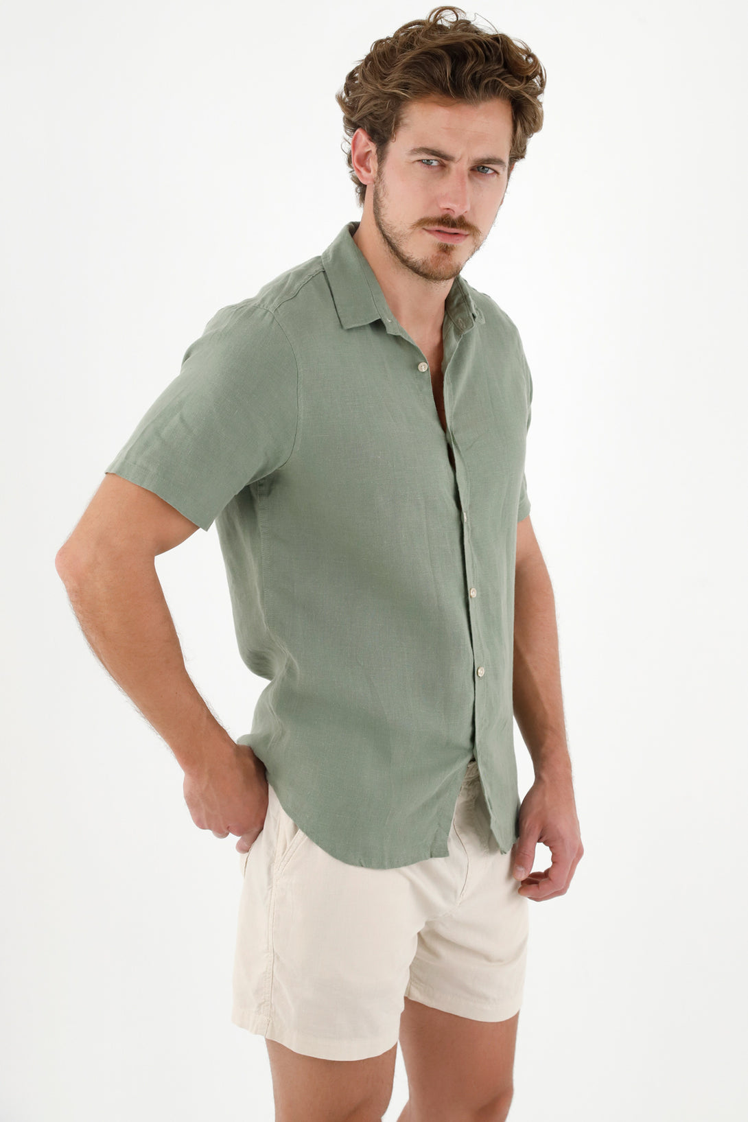 Camisa verde en 100% lino para hombre