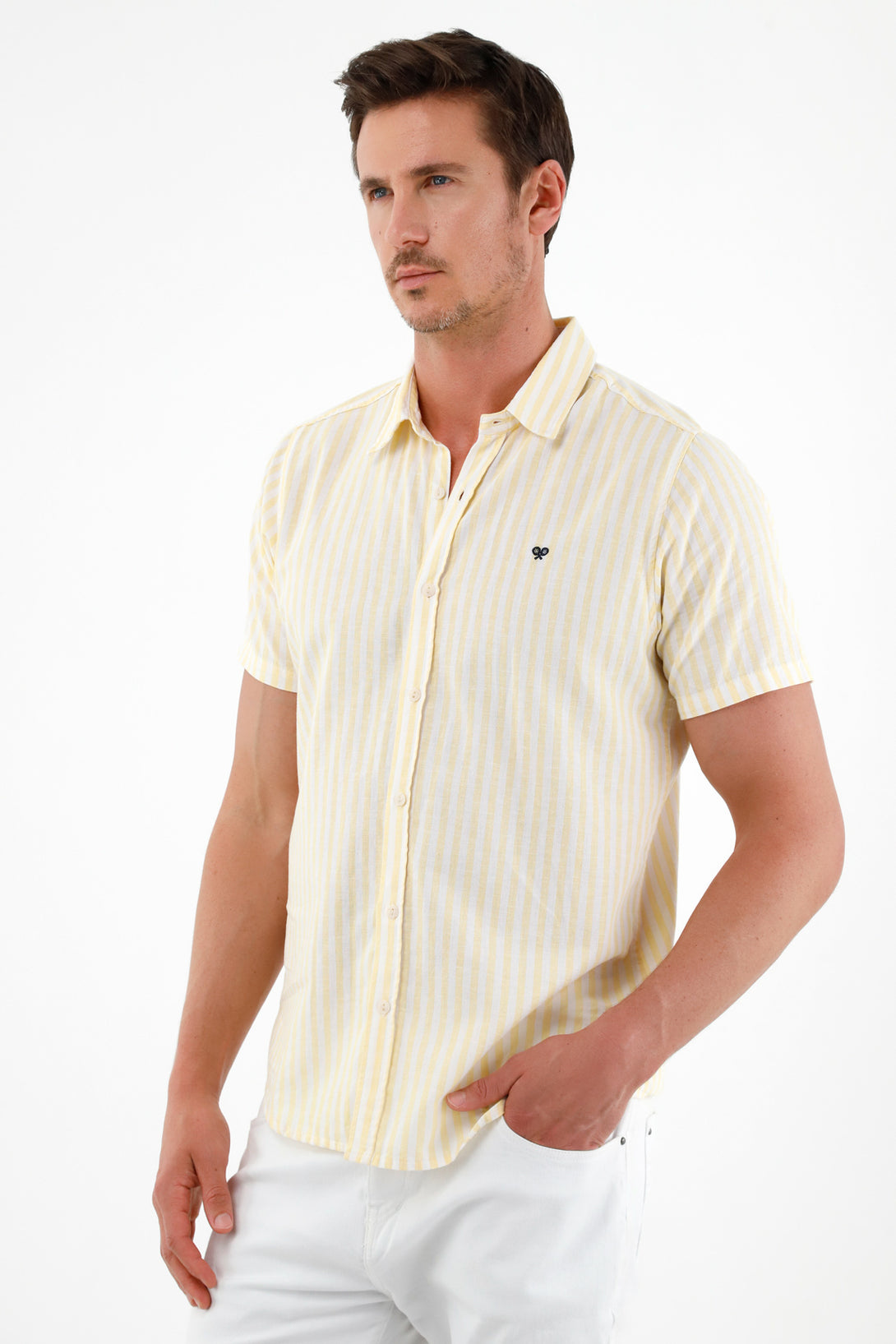 Camisa amarilla manga corta para hombre