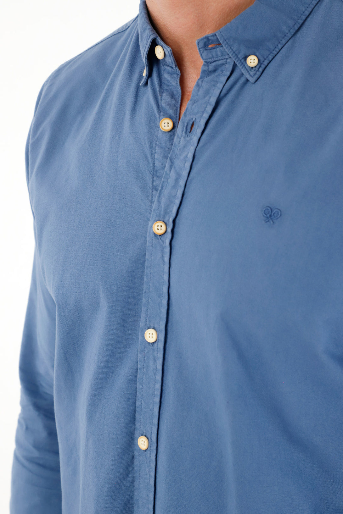 Men's Classic Fit Long-Sleeve Blue Shirt