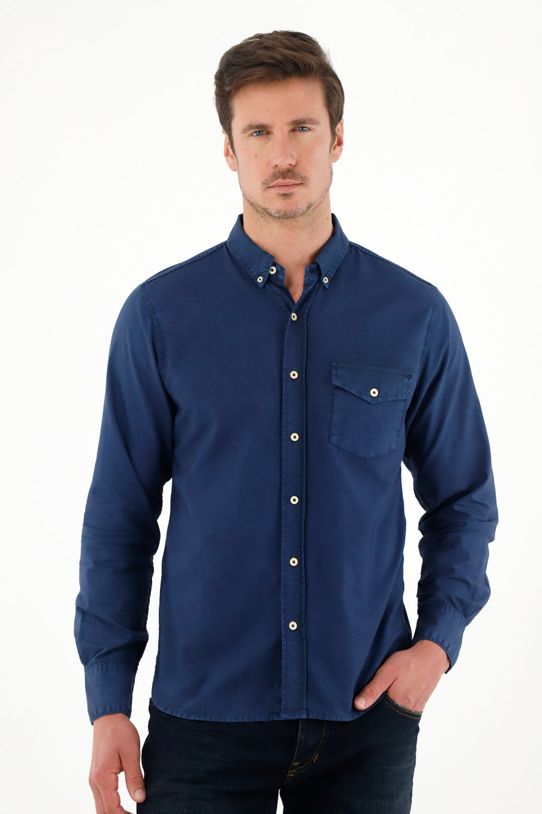 Men's Classic Fit Long-Sleeve Blue Shirt