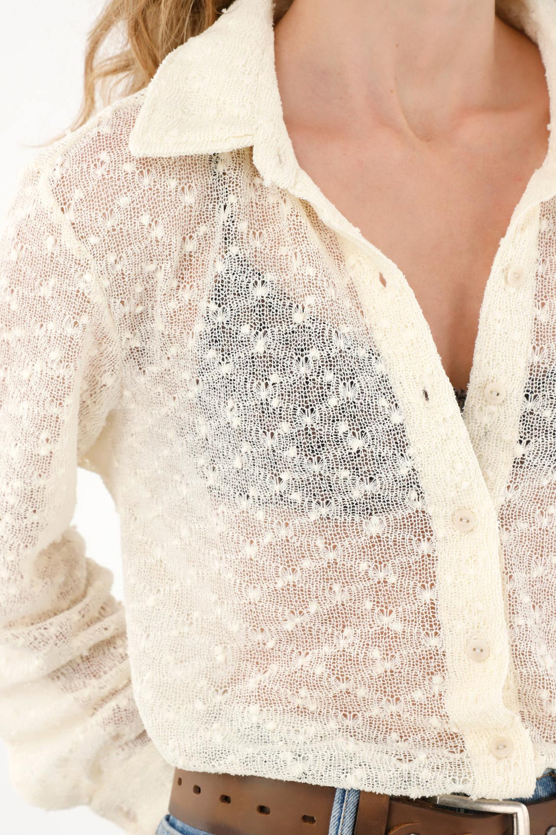 Women's woven ivory shirt