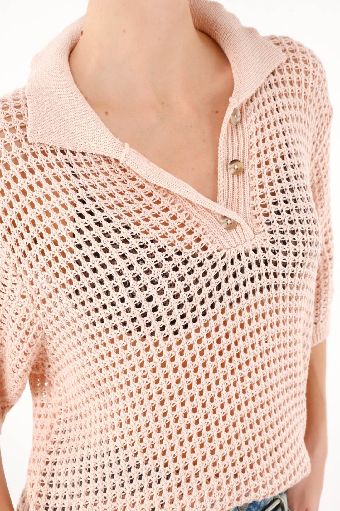 Women's knitted pink shirt