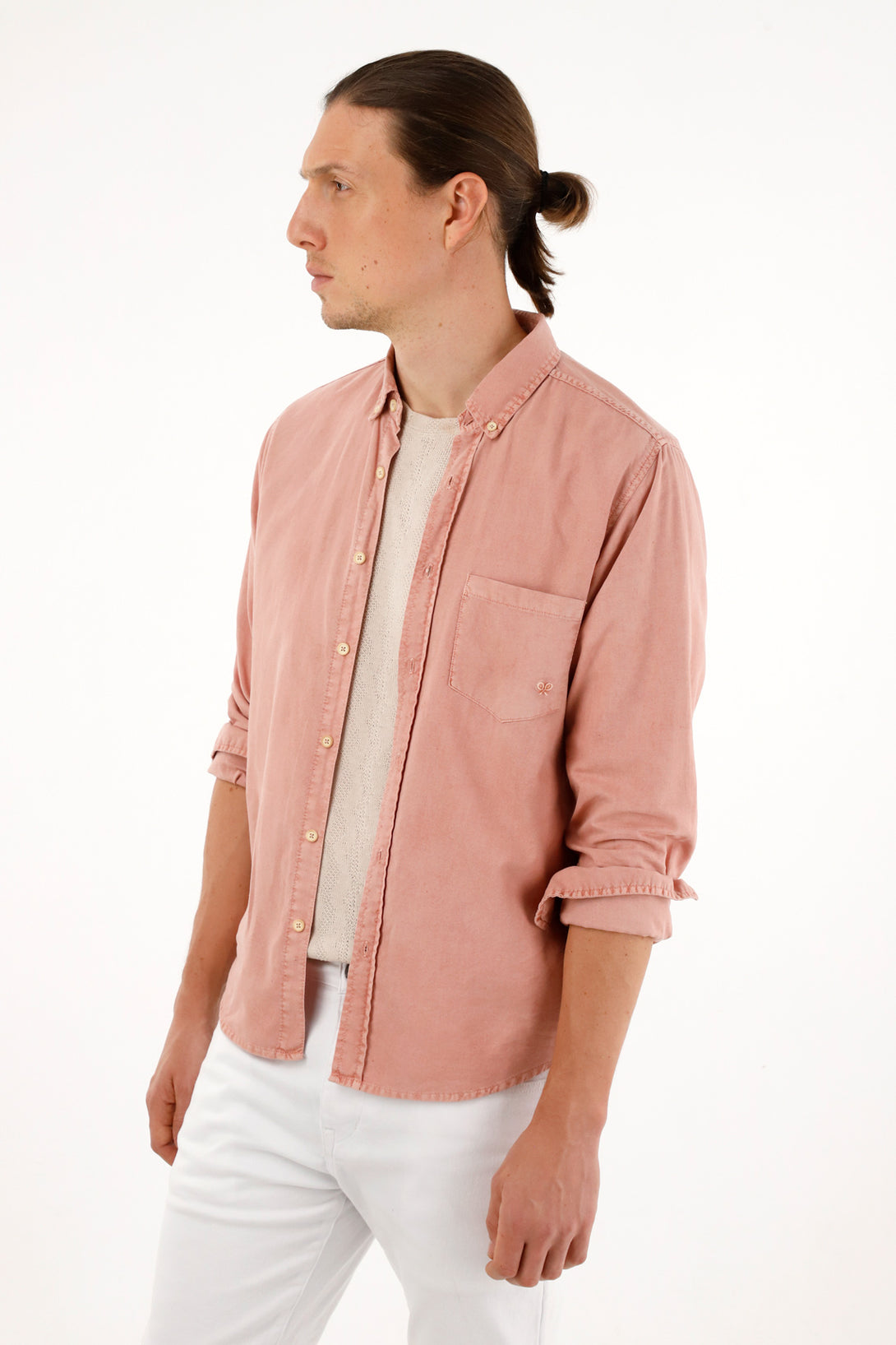 Men's pink shirt with front pockets