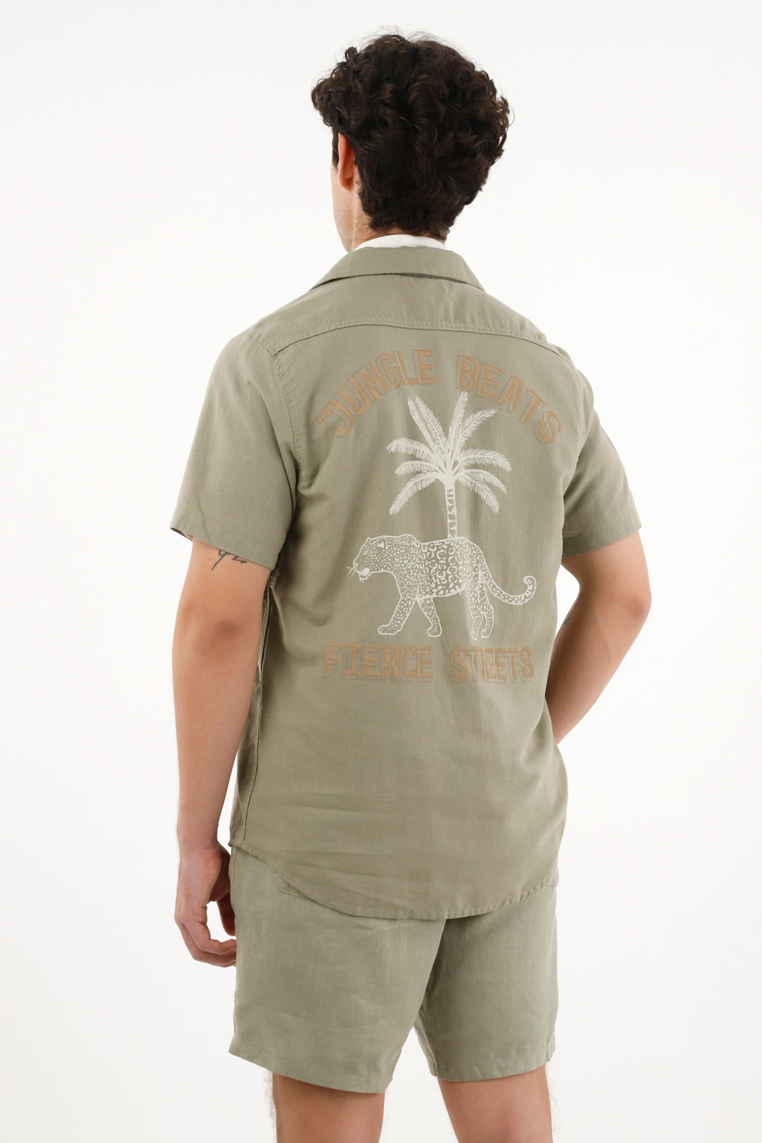 Men's bowling shirt with palm tree design