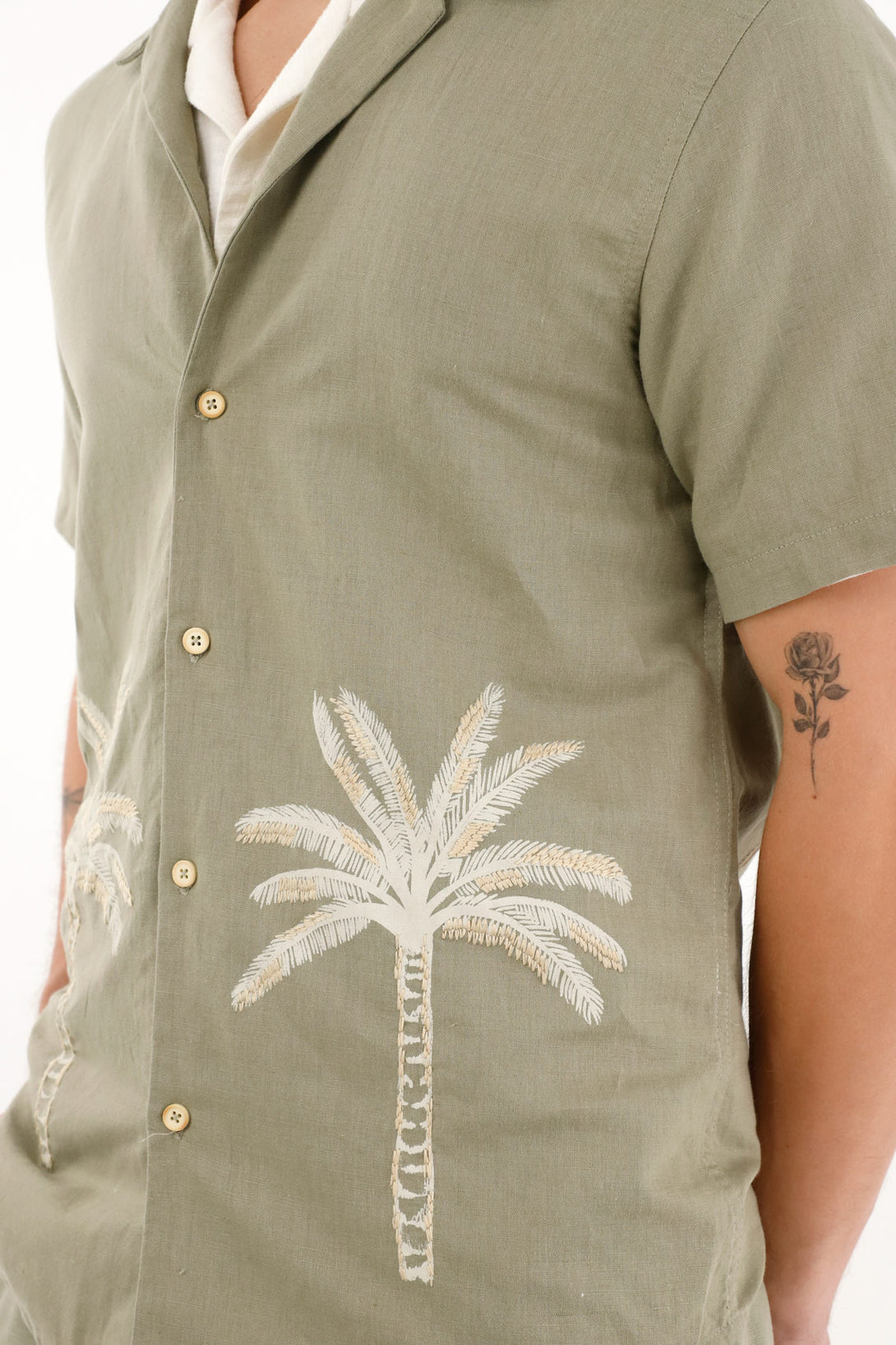 Men's bowling shirt with palm tree design