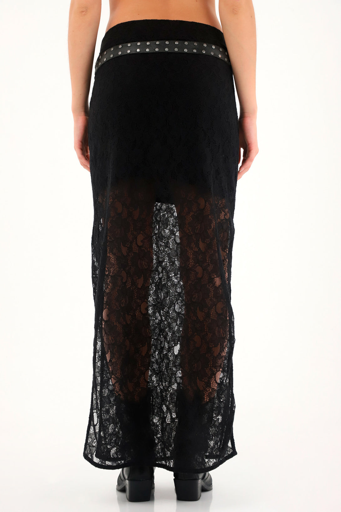 Women's black lace skirt with short lining