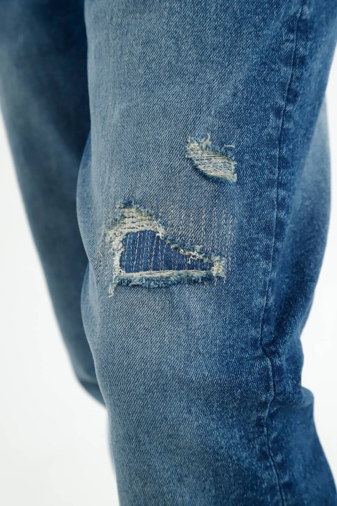 Jean Skinny azul con recogidos para hombre