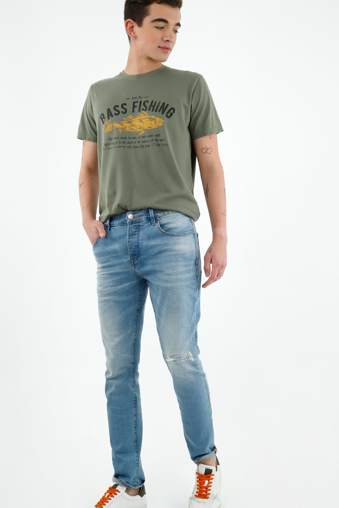 Men's Ripped Blue Jeans