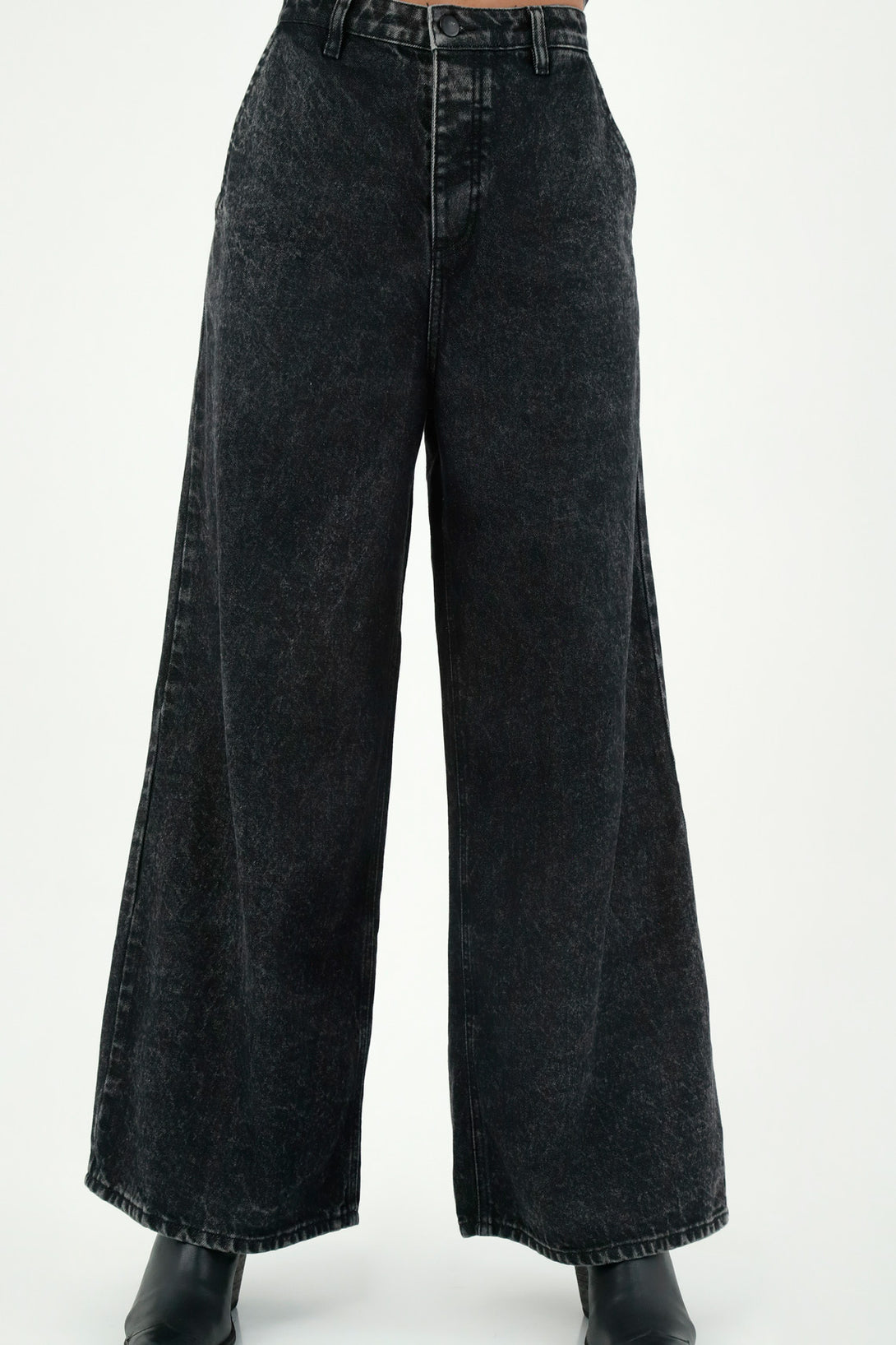 Women's Black Wide Leg Jeans