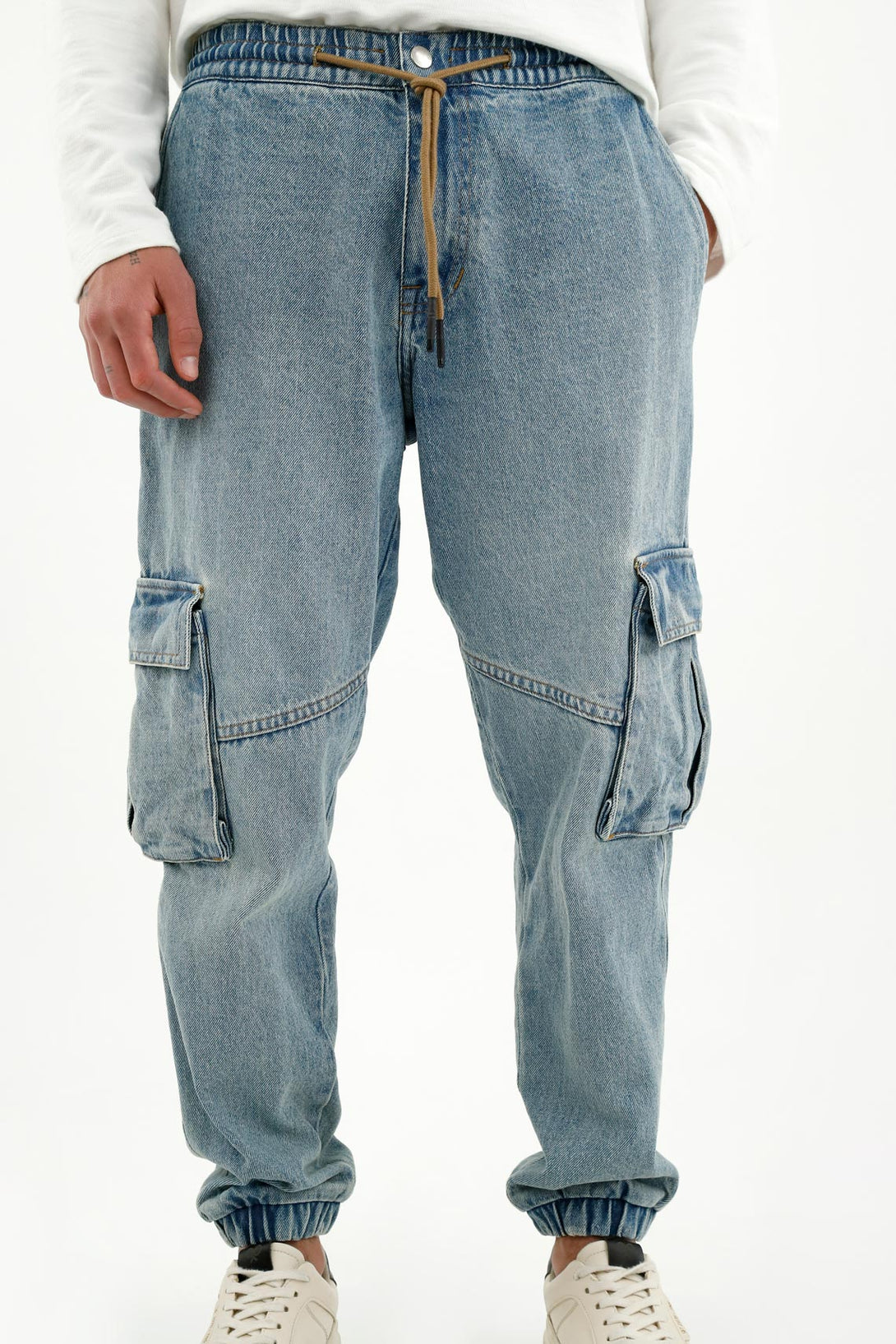 Jean tipo jogger azul para hombre