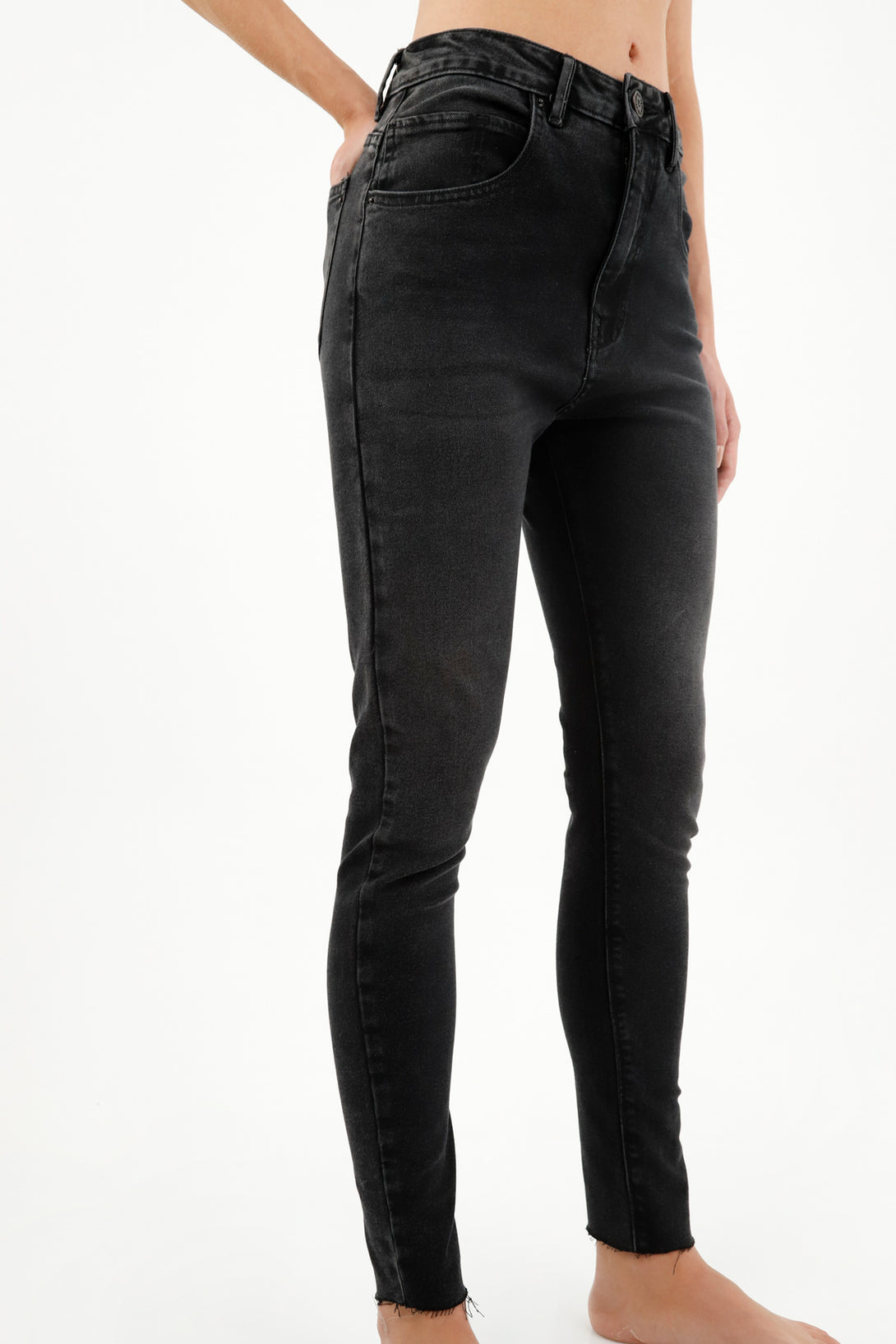 Jean Jegging black denim para mujer