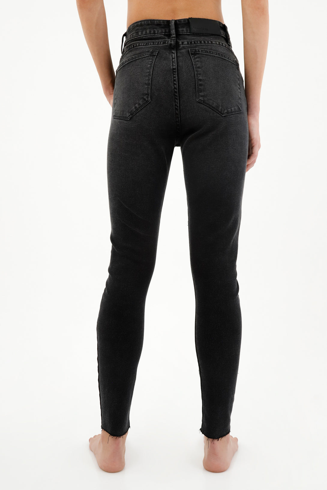 Jean Jegging black denim para mujer