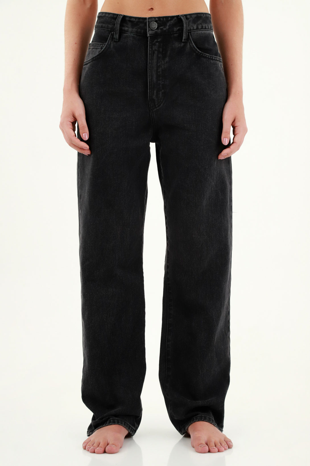 Women's Black Five-Pocket Jeans