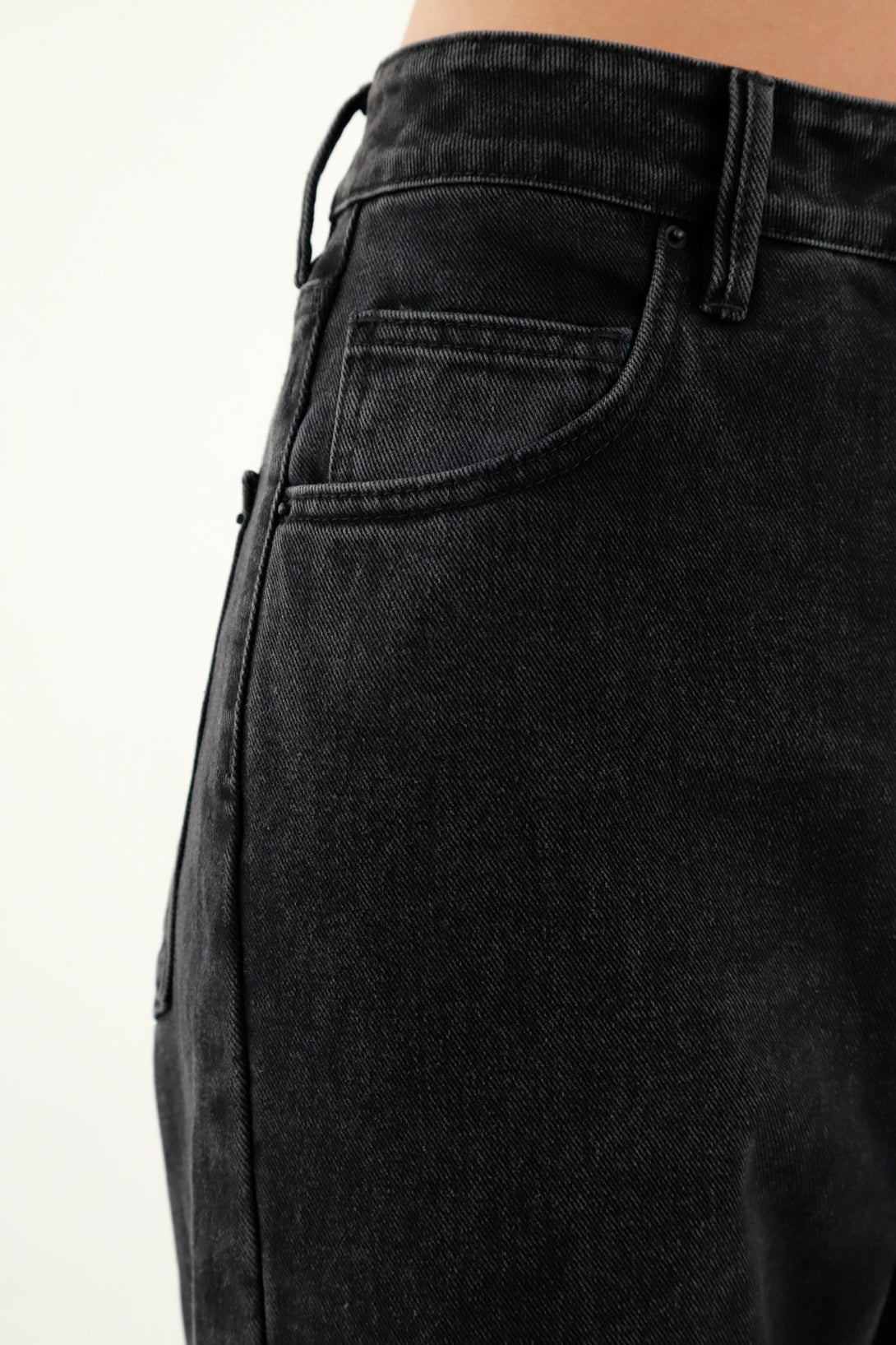 Women's Black Five-Pocket Jeans