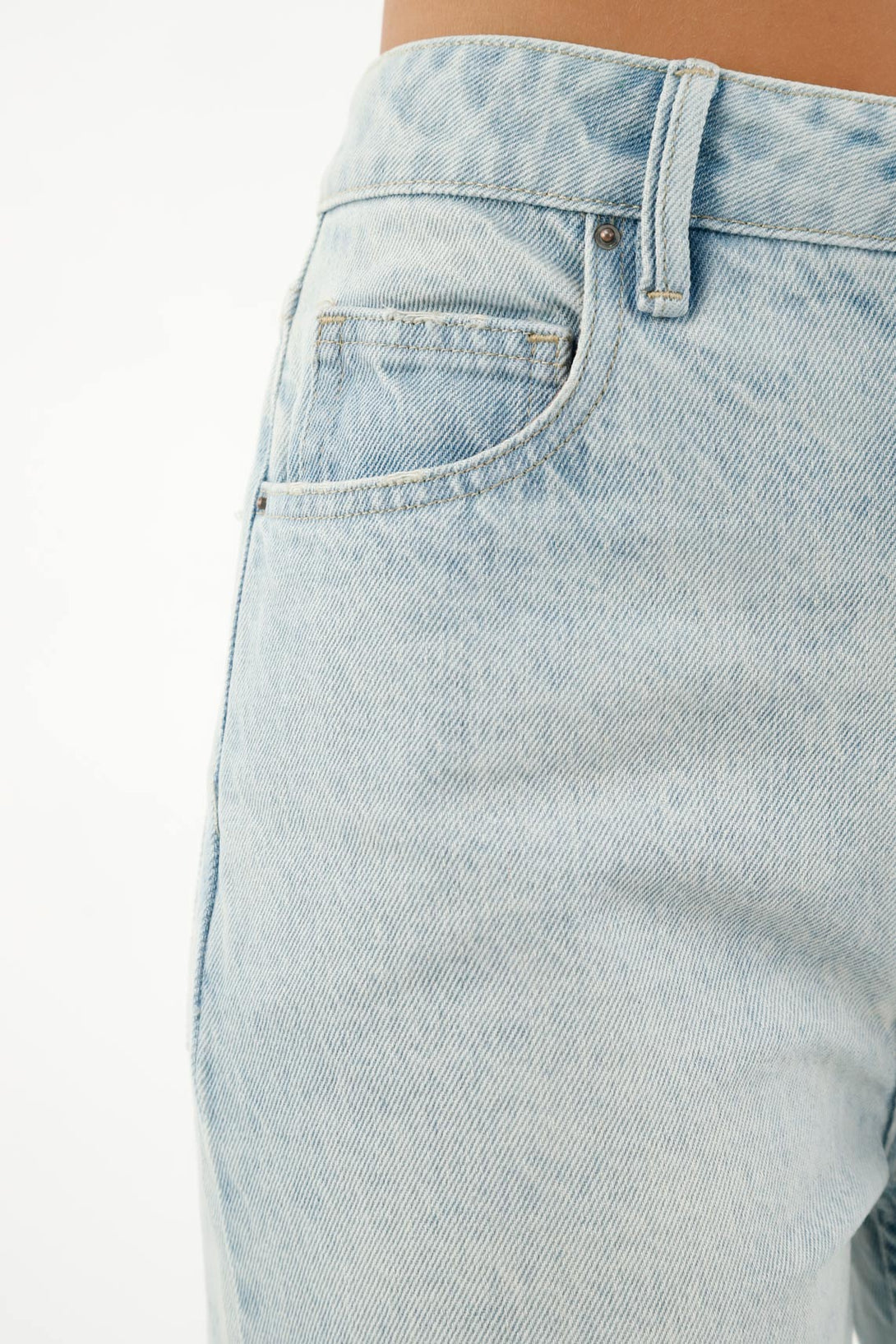 Women's Blue Jeans with Distressed Hem