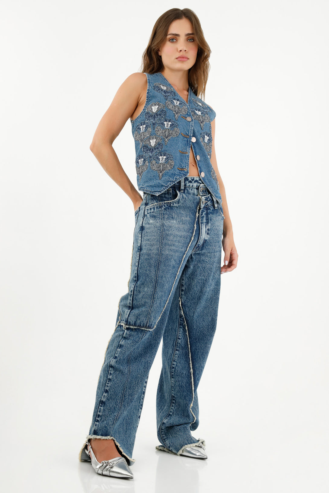 Women's Frayed Blue Jeans