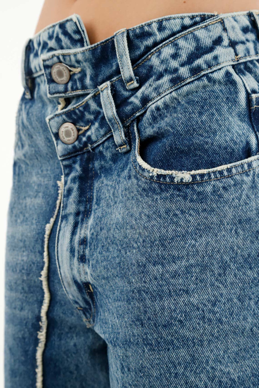 Women's Frayed Blue Jeans