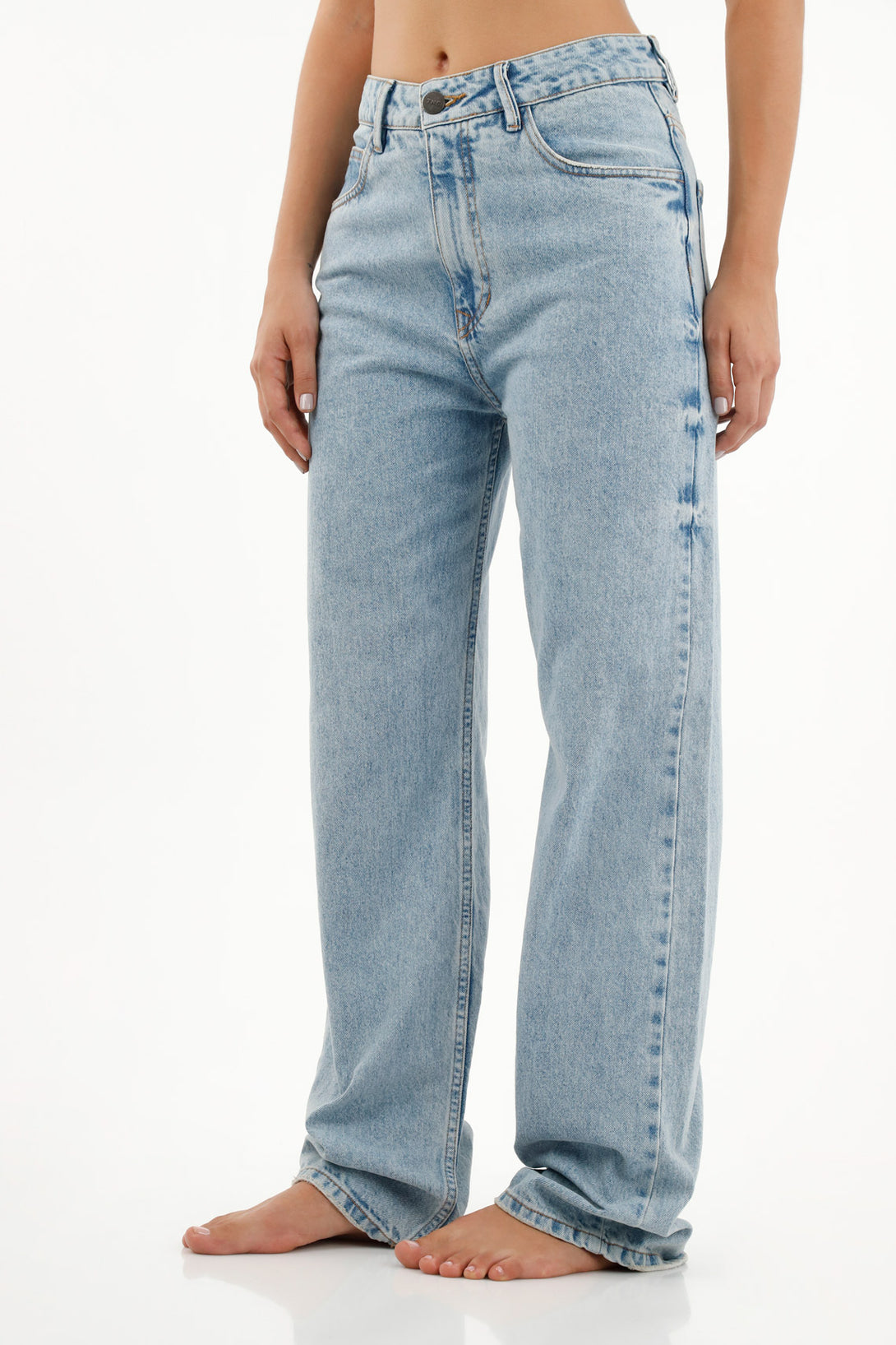 Women's Straight-Leg Blue Jeans