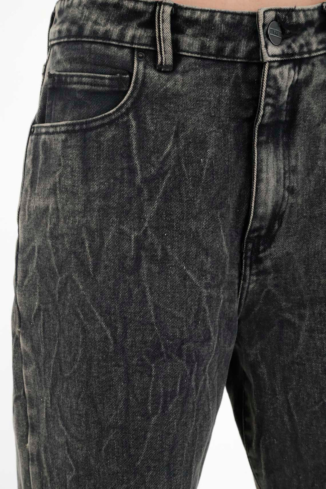 Jean black denim craquelado para mujer