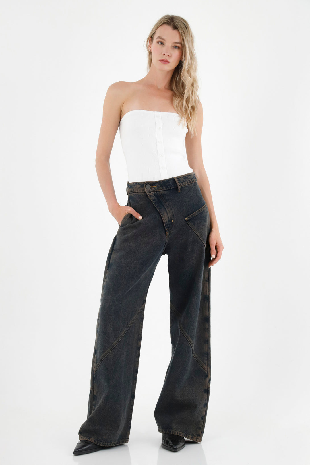 Women's Low-Rise Blue Jeans