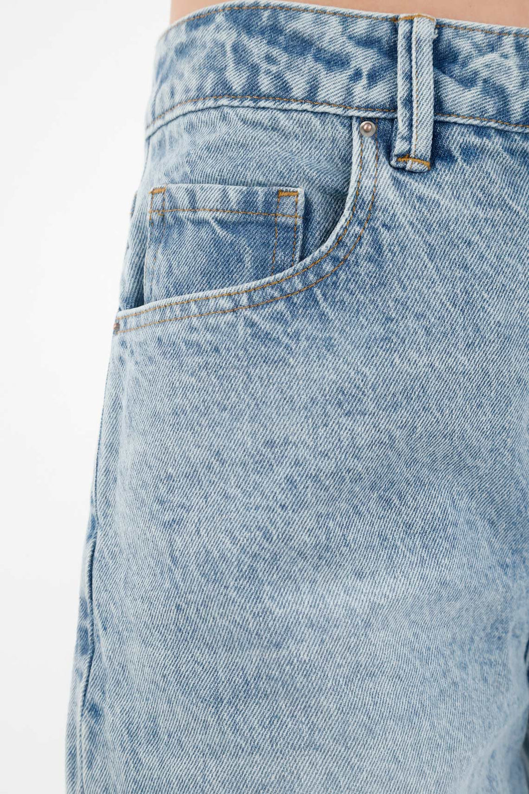 Women's Wide Leg Blue Jeans